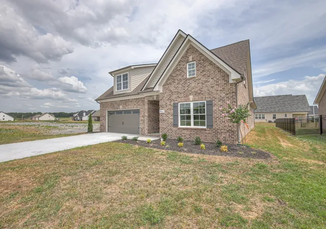 Photo 3 of Single family home for sale at 5529 Sinclair St, Murfreesboro, TN 37127 | MLS# 3231937 | Listing updated on 2026-09-23