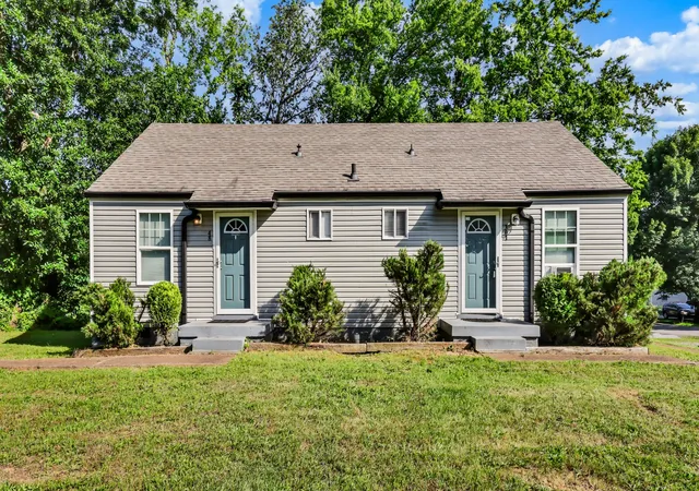 Homes for sale in Clarksville, TN | 48 Maple St, Clarksville, TN 37042 | MLS# 3233009