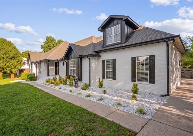 Homes for sale in Murfreesboro, TN | 2891 Sulphur Springs Rd, Murfreesboro, TN 37129 | MLS# 3233999