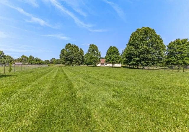 Photo 2 of Multi family home for sale at 1010 Jacobs Valley Rd, Joelton, TN 37080 | MLS# 3231385 | Listing updated on 2026-09-12