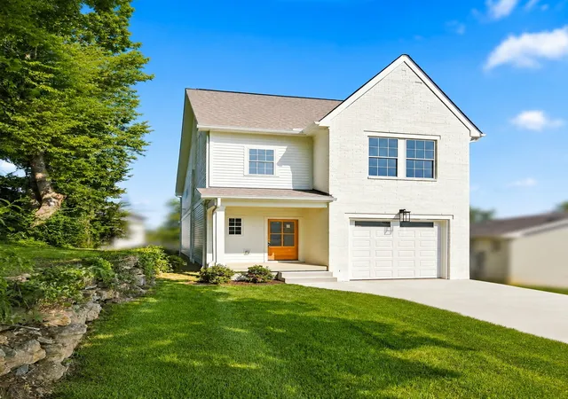 Photo 2 of Single family home for sale at 6503 Mercomatic Ct, Nashville, TN 37209 | MLS# 3231800 | Listing updated on 2026-10-02