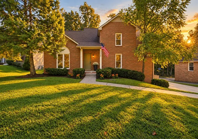 Single family home for sale at 111 Vannoak Dr, Clarksville, TN 37043 | MLS# 3592557