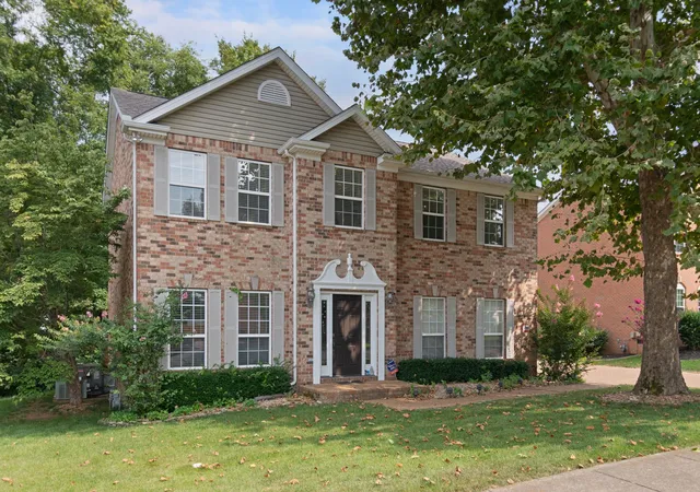 Photo 1 of Single family home for sale at 704 N Wickshire Way, Brentwood, TN 37027 | MLS# 3627686 | Listing updated on 2026-10-28