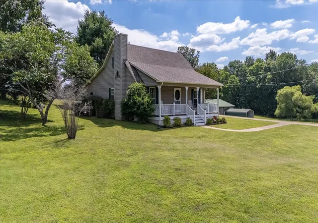 Homes for sale in Loretto, TN | 612 Clax Branch Rd, Loretto, TN 38469 | MLS# 3231548