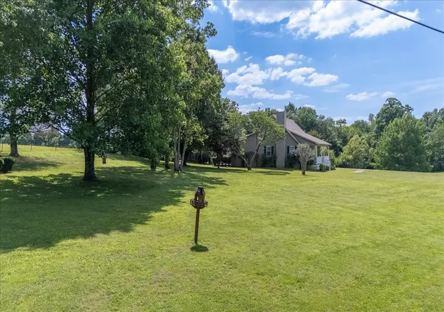 Homes for sale in Loretto, TN | 612 Clax Branch Rd, Loretto, TN 38469 | MLS# 3231548