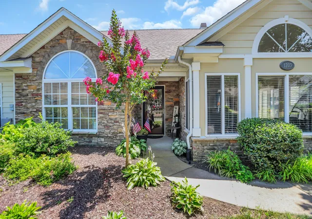 Photo 3 of Condo for sale at 825 Browns Ln #1203, Gallatin, TN 37066 | MLS# 3231829 | Listing updated on 2026-10-05