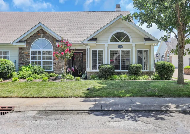 Photo 4 of Condo for sale at 825 Browns Ln #1203, Gallatin, TN 37066 | MLS# 3231829 | Listing updated on 2026-10-05