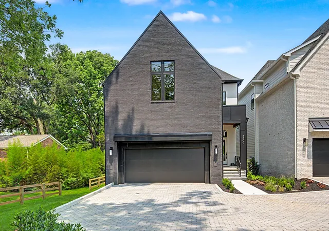 Photo 3 of Single family home for sale at 3806 Harding Pl, Nashville, TN 37215 | MLS# 3242961 | Listing updated on 2026-09-30
