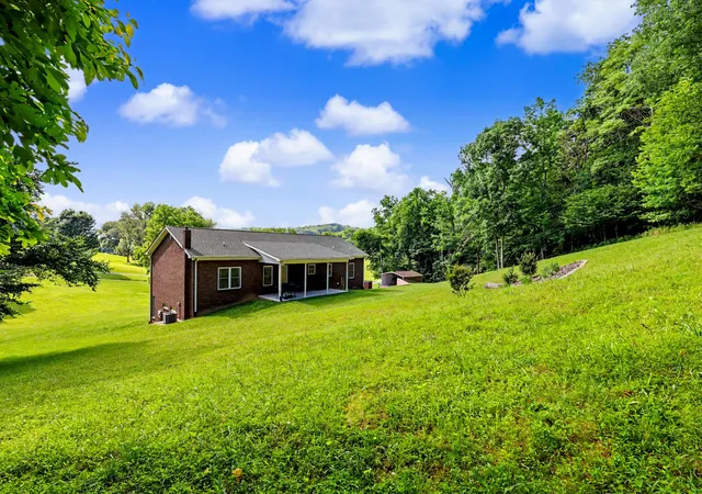 2nd image of 4050 Cantebury Dr, Culleoka, TN 38451 | MLS# 3233180