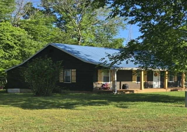 Homes for sale in Bon Aqua, TN | 6491 Piney River Rd N, Bon Aqua, TN 37025 | MLS# 3231817
