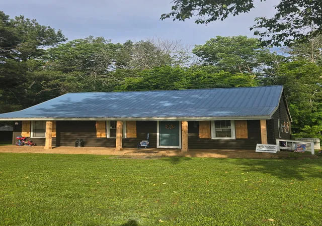 Homes for sale in Bon Aqua, TN | 6491 Piney River Rd N, Bon Aqua, TN 37025 | MLS# 3231817