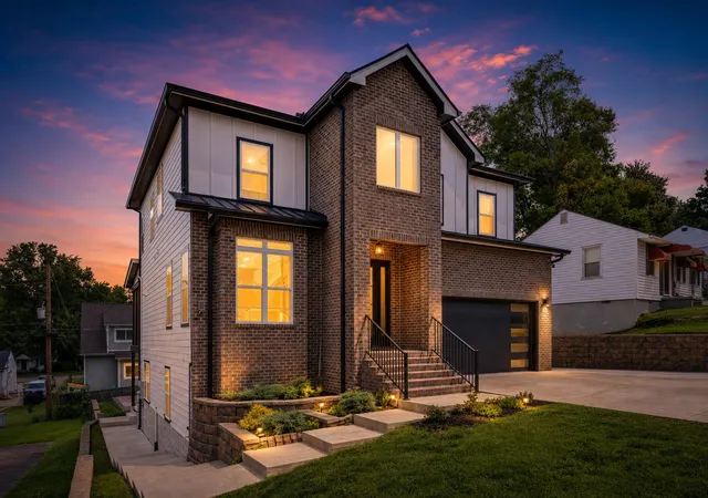 Photo 1 of Single family home for sale at 1423 Fulton St, Nashville, TN 37206 | MLS# 3232961 | Listing updated on 2026-08-26