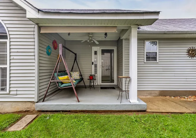 Photo 3 of Single family home for sale at 1111 Wembley Dr, Hermitage, TN 37076 | MLS# 3232068 | Listing updated on 2026-09-23