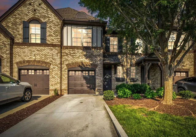 1st image of 350 Coronado Pvt Cir, Hendersonville, TN 37075 | MLS# 3231890