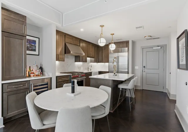 2nd image of 1616 West End Ave #1906, Nashville, TN 37203 | MLS# 3233580