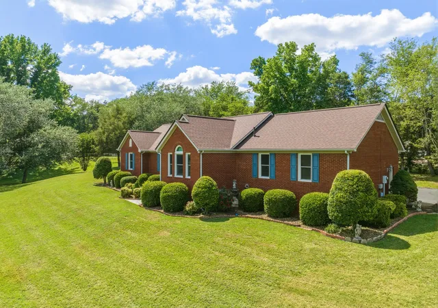 Homes for sale in Hollow Rock, TN | 33 Hillview Dr, Hollow Rock, TN 38342 | MLS# 3232006
