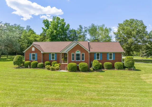 Homes for sale in Hollow Rock, TN | 33 Hillview Dr, Hollow Rock, TN 38342 | MLS# 3232006