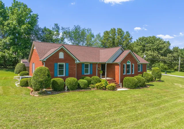 Homes for sale in Hollow Rock, TN | 33 Hillview Dr, Hollow Rock, TN 38342 | MLS# 3232006