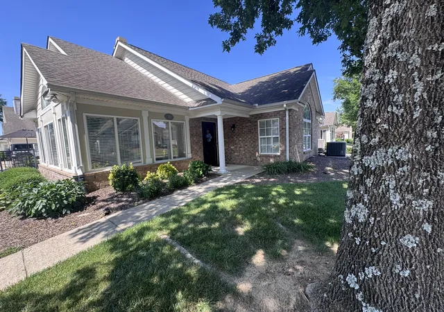 2nd image of 825 Browns Ln #301, Gallatin, TN 37066 | MLS# 3232048