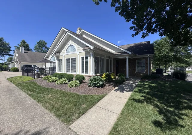Photo 3 of Condo for sale at 825 Browns Ln #301, Gallatin, TN 37066 | MLS# 3232048 | Listing updated on 2026-09-13