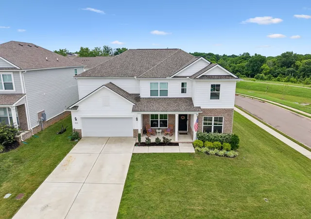 Photo 1 of Single family home for sale at 3819 Lantern Ln, Columbia, TN 38401 | MLS# 3247789 | Listing updated on 2026-10-06