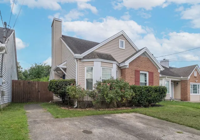 Photo 3 of Single family home for sale at 2309 Benay Rd, Nashville, TN 37214 | MLS# 3298154 | Listing updated on 2026-09-04