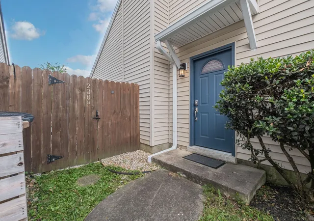 Photo 3 of Single family home for sale at 2309 Benay Rd, Nashville, TN 37214 | MLS# 3298154 | Listing updated on 2026-09-04