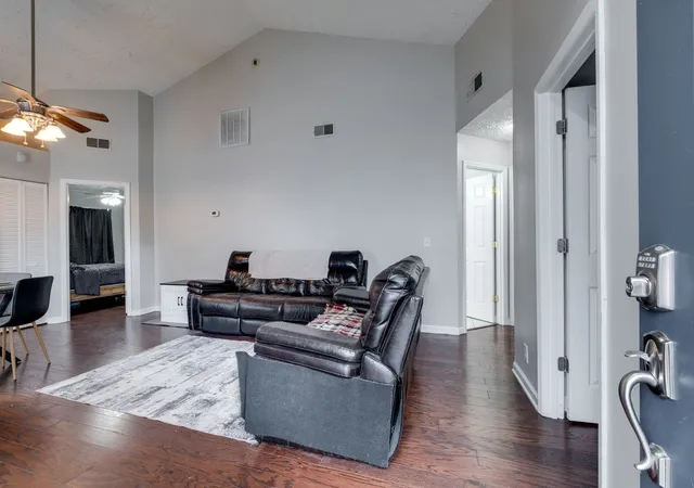 Photo 4 of Single family home for sale at 2309 Benay Rd, Nashville, TN 37214 | MLS# 3298154 | Listing updated on 2026-09-04