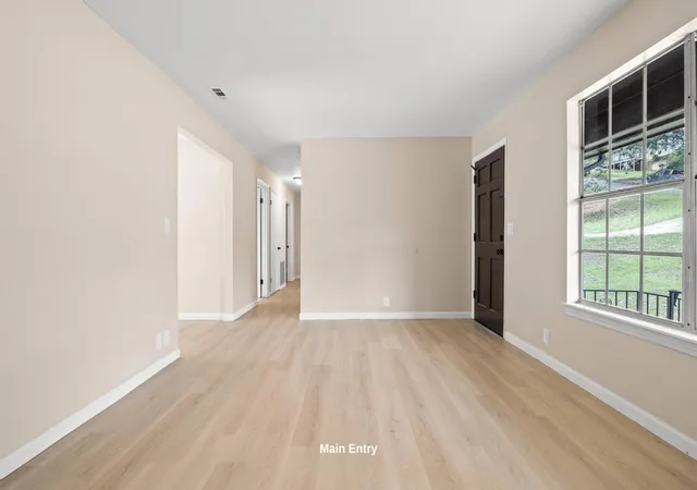 Photo 3 of Single family home for sale at 7001 Barter Dr, Harrison, TN 37341 | MLS# 3232187 | Listing updated on 2026-10-02