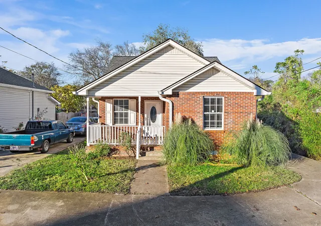 Photo 1 of Single family home for sale at 809 N Dupont Ave, Madison, TN 37115 | MLS# 3239858 | Listing updated on 2026-08-19