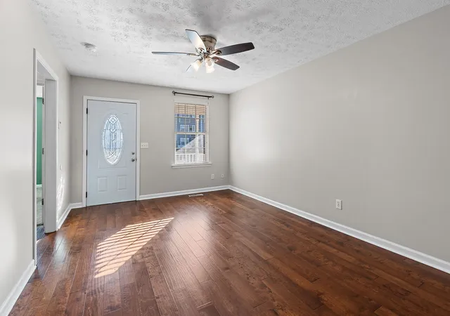 Photo 4 of Single family home for sale at 809 N Dupont Ave, Madison, TN 37115 | MLS# 3239858 | Listing updated on 2026-08-19