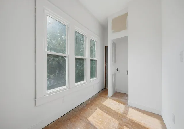 Photo 4 of Single family home for sale at 2 South Crst Rd, Chattanooga, TN 37404 | MLS# 3304672 | Listing updated on 2026-07-31