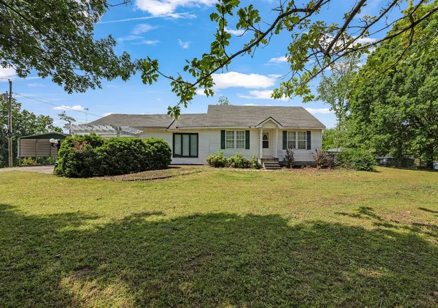 Homes for sale in Dyersburg, TN | 6601 Hwy 78, Dyersburg, TN 38024 | MLS# 3232221
