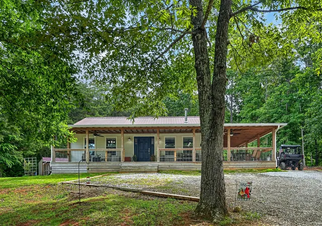 1st image of 211 Arizona Ln, Walling, TN 38587 | MLS# 3252091