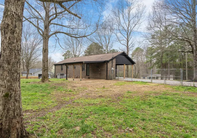Homes for sale in Pinson, TN | 605 Parkburg Rd, Pinson, TN 38366 | MLS# 3232262