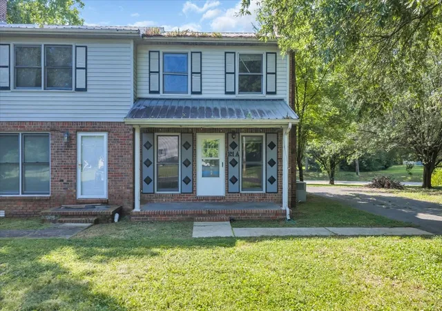 Homes for sale in Tullahoma, TN | 101a Westlake Pl, Tullahoma, TN 37388 | MLS# 3255753
