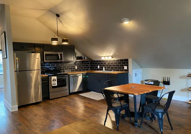 Photo 3 of Single family home for sale at 6609 Currywood Dr, Nashville, TN 37205 | MLS# 3234823 | Listing updated on 2026-09-04