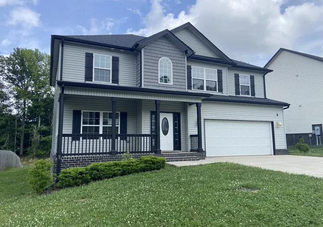 Photo 2 of Single family home for sale at 375 Barry Dr, Clarksville, TN 37040 | MLS# 3255833 | Listing updated on 2026-08-19