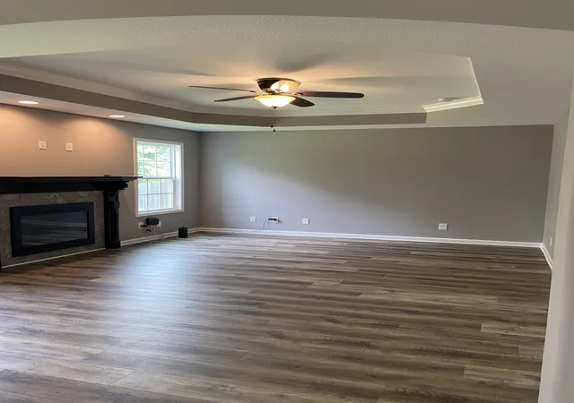 Photo 3 of Single family home for sale at 375 Barry Dr, Clarksville, TN 37040 | MLS# 3255833 | Listing updated on 2026-08-19