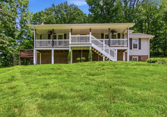 Homes for sale in Thompsons Station, TN | 6753 Bethesda Arno Rd, Thompsons Station, TN 37179 | MLS# 3233994