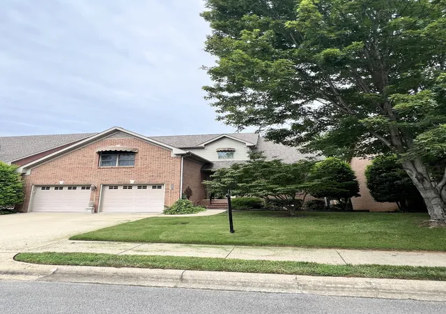 2nd image of 114 Hunt Crest Ct, Clarksville, TN 37043 | MLS# 3233029