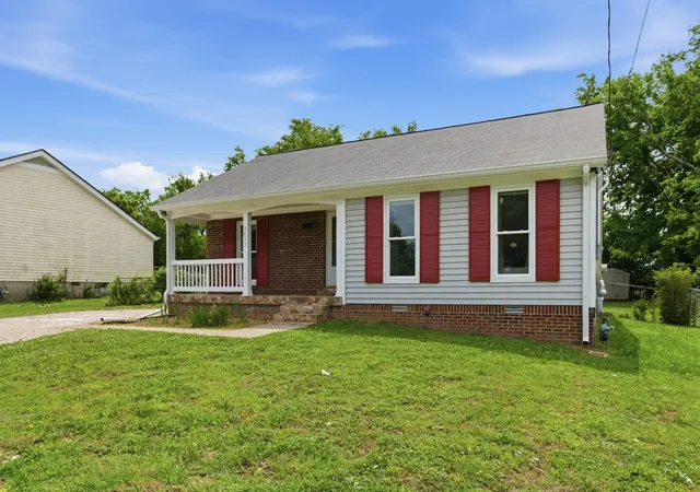 Homes for sale in Nashville, TN | 3617 Donna Kay Dr, Nashville, TN 37211 | MLS# 3243911