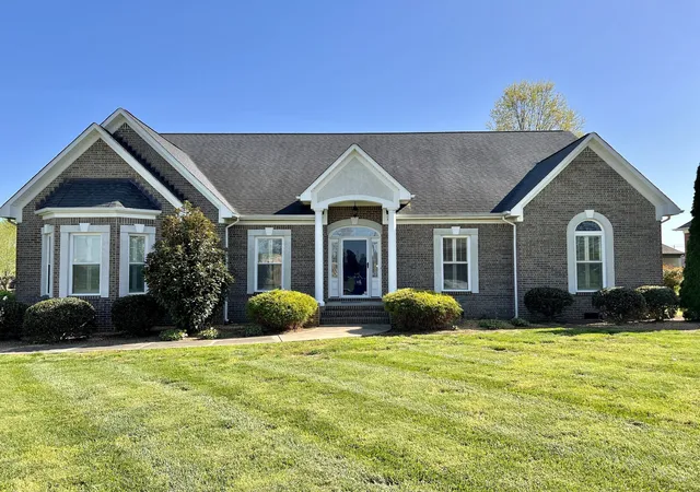 2nd image of 724 Toben Ter N, Lawrenceburg, TN 38464 | MLS# 3232446