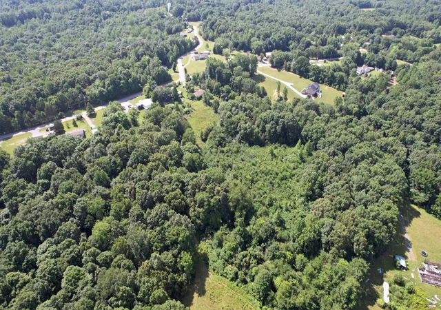 3rd image of 4370 Old Metal Rd, Palmyra, TN 37142 | MLS# 3244728