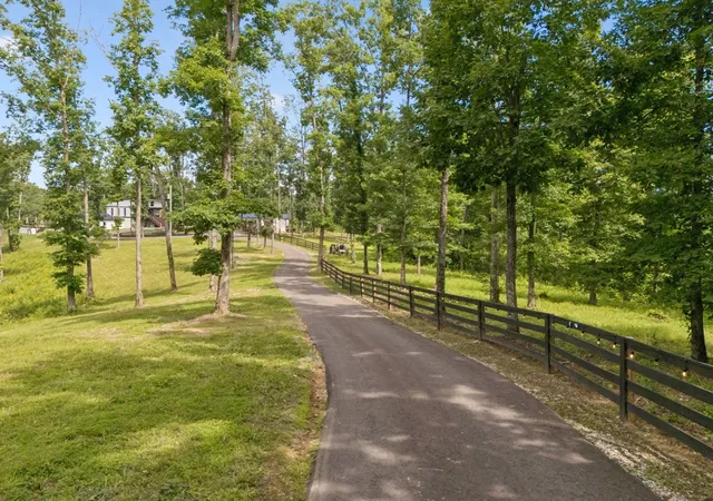 Homes for sale in Hohenwald, TN | 332 Southridge Rd, Hohenwald, TN 38462 | MLS# 3232504
