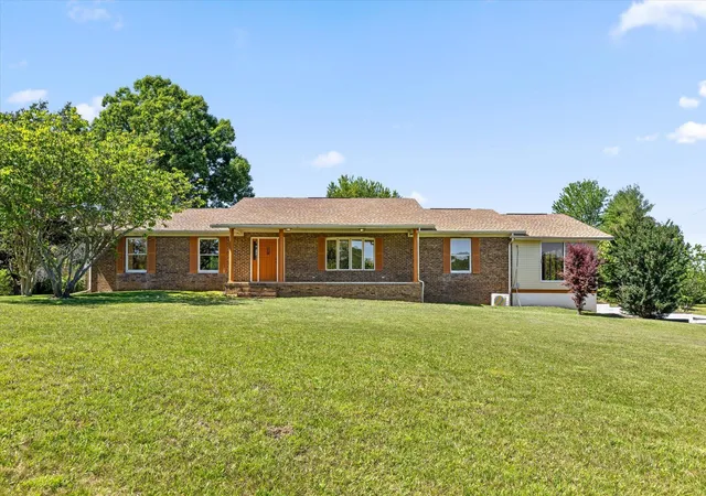 Homes for sale in Palmer, TN | 271 Anderson Road, Palmer, TN 37365 | MLS# 3232426