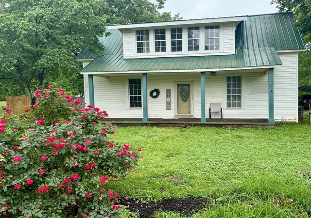 Homes for sale in Kenton, TN | 1935 Buster Collins Rd, Kenton, TN 38233 | MLS# 3232456