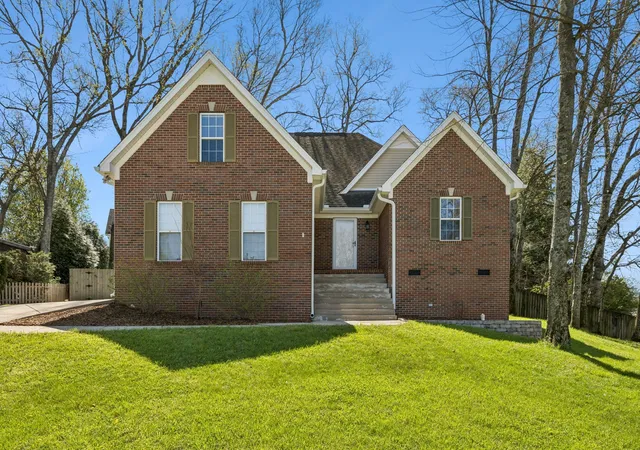 Photo 1 of Single family home for sale at 1615 Pacer Ct, Spring Hill, TN 37174 | MLS# 3234864 | Listing updated on 2026-10-05