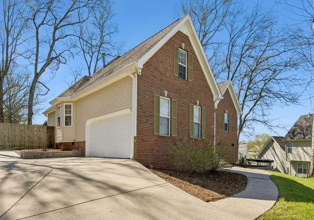 Photo 3 of Single family home for sale at 1615 Pacer Ct, Spring Hill, TN 37174 | MLS# 3234864 | Listing updated on 2026-10-05
