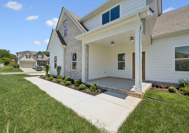 Photo 3 of Single family home for sale at 310 Buckadee Rd, La Vergne, TN 37086 | MLS# 3232507 | Listing updated on 2026-08-19